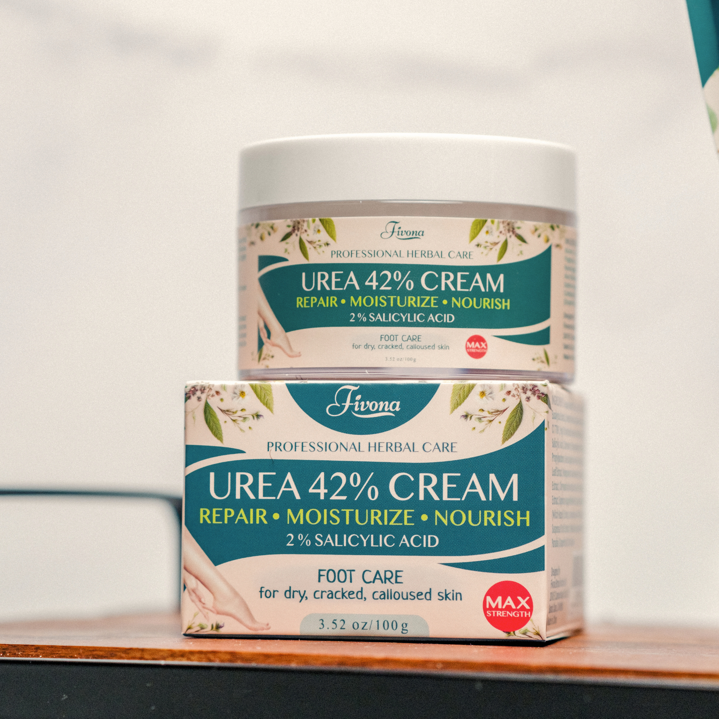 42% Urea Cream with Tea Tree