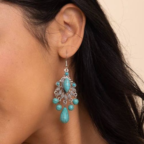 Vintage Turquoise Silver Chandelier Earrings π
Bohemian Vibe Dangle Fashion Jewelry